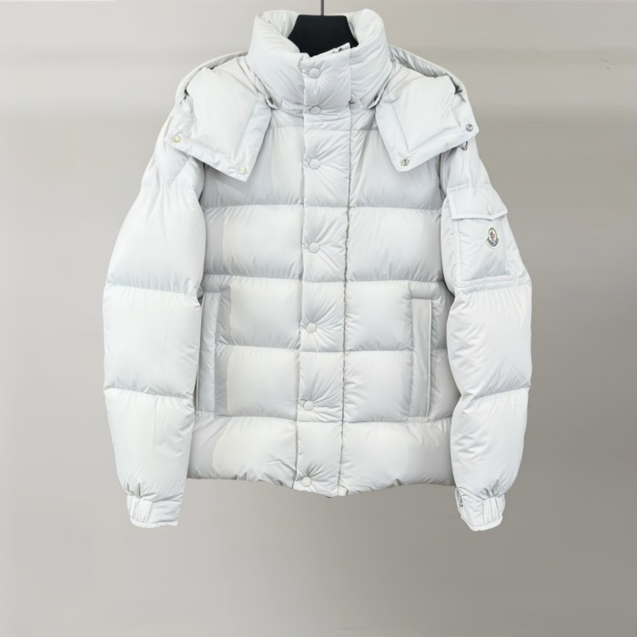 MONCLER Jacket 1：1 Quality-126