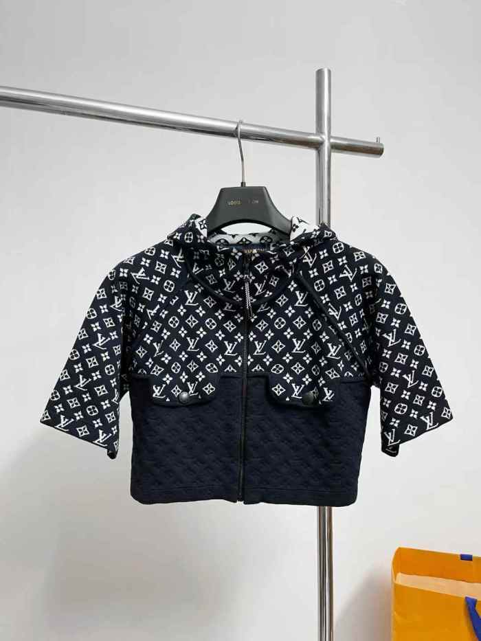 LV Jacket High End Quality-572