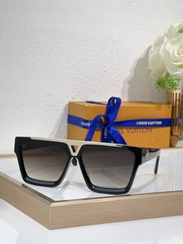 LV Sunglasses AAAA-6939