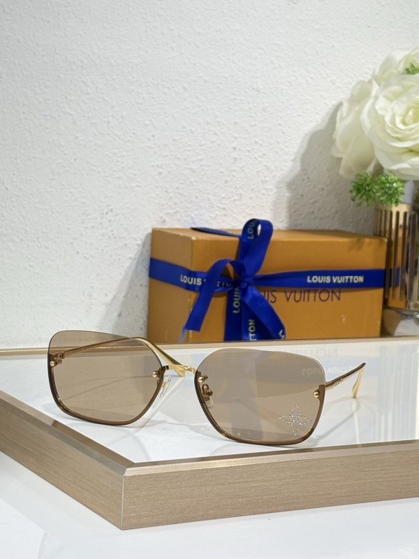 LV Sunglasses AAAA-6957