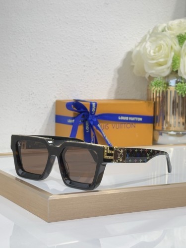 LV Sunglasses AAAA-6918