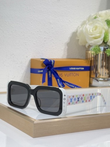 LV Sunglasses AAAA-6889