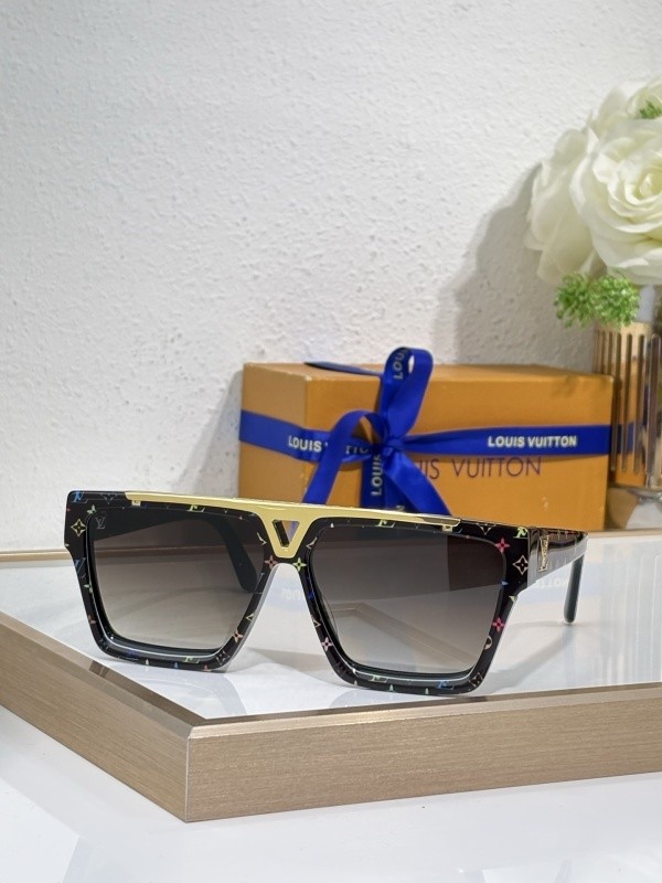 LV Sunglasses AAAA-6942