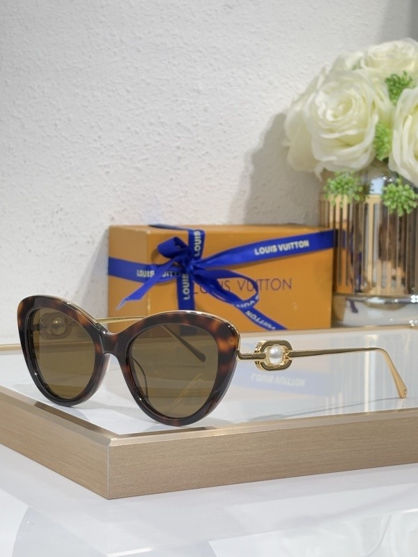 LV Sunglasses AAAA-6906