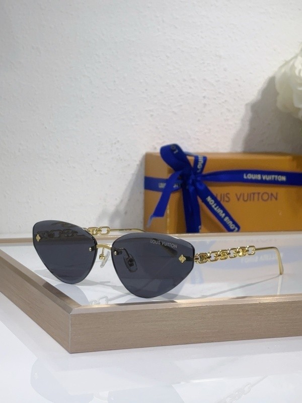 LV Sunglasses AAAA-6839