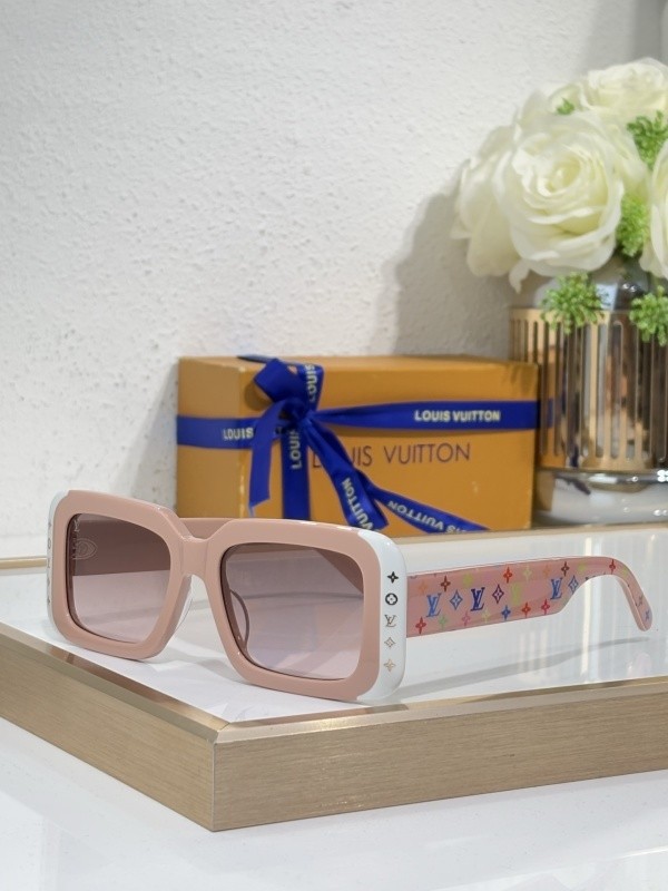 LV Sunglasses AAAA-6890
