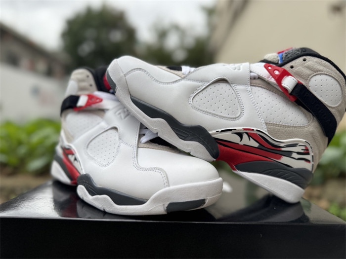 Authentic Jordan 8 Retro Bugs Bunny 2025