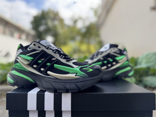 Pharrell Willams x AD Jellyfish-015