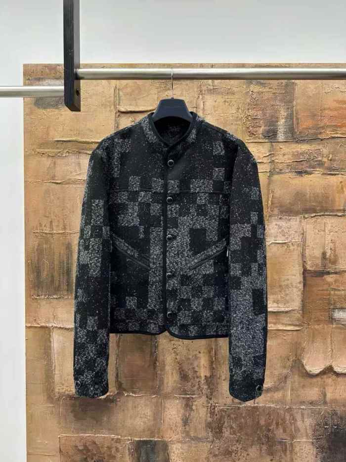 LV Jacket High End Quality-584