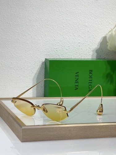 Bottega Veneta Sunglasses AAAA-051