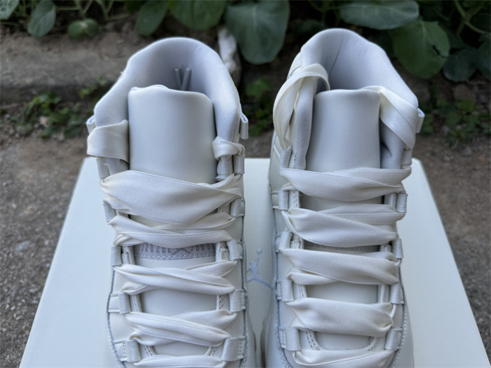 Authentic Air Jordan 11 Retro “Pearl”