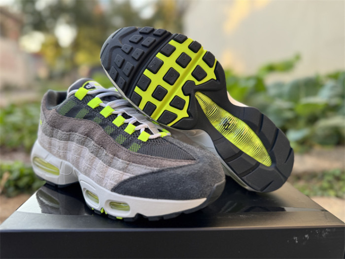 Authentic Nike Air Max 95 OG Reverse Gradient Neon