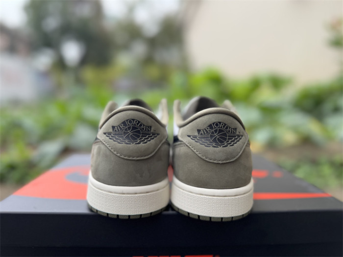 Authentic Jordan 1 Retro Low OG Medium Olive