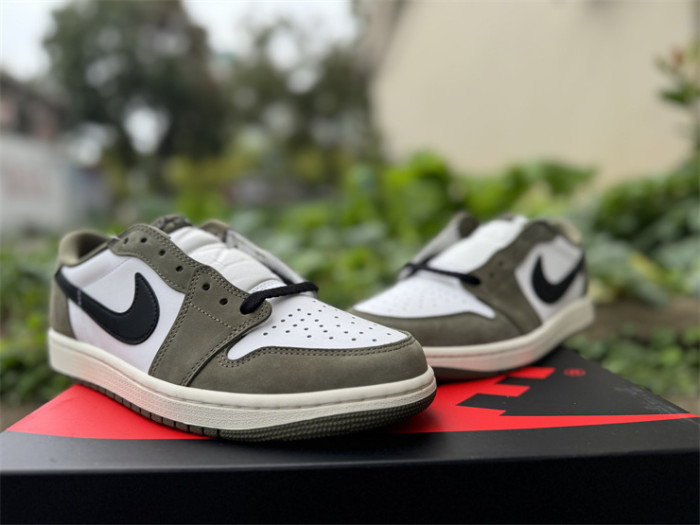 Authentic Jordan 1 Retro Low OG Medium Olive