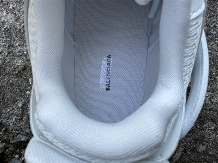 B 17FW Tripe-S High End Sneaker-680