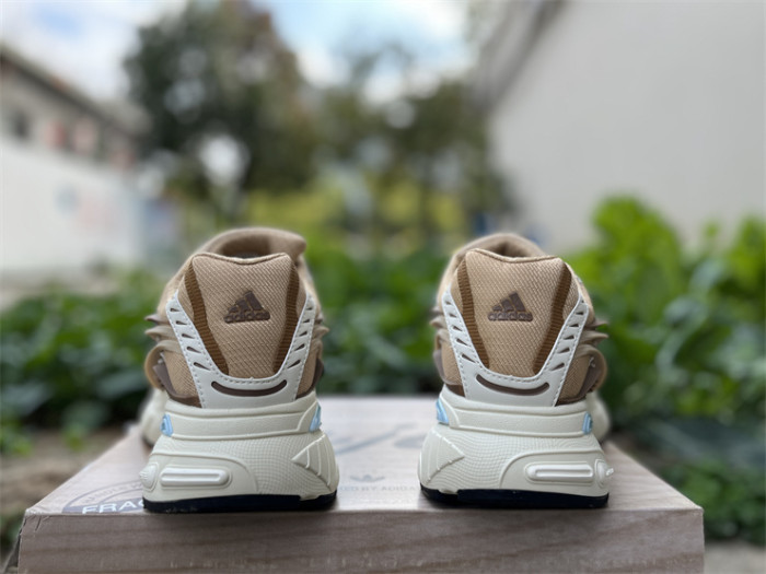 Pharrell Willams x AD Jellyfish-018