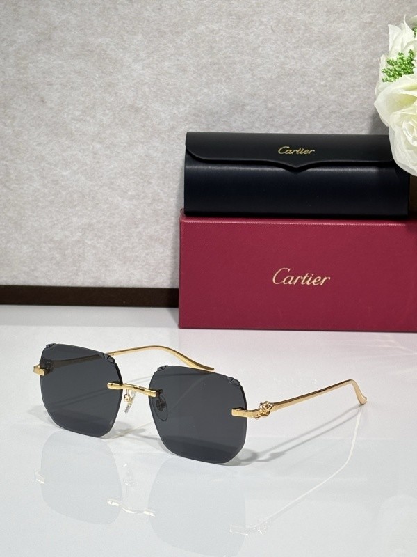Cartier Sunglasses AAAA-8641
