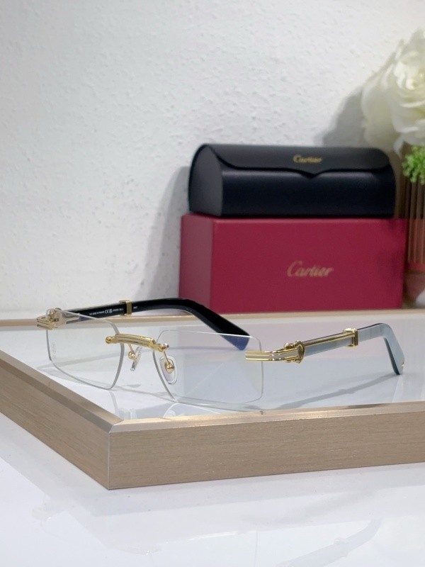 Cartier Sunglasses AAAA-8891