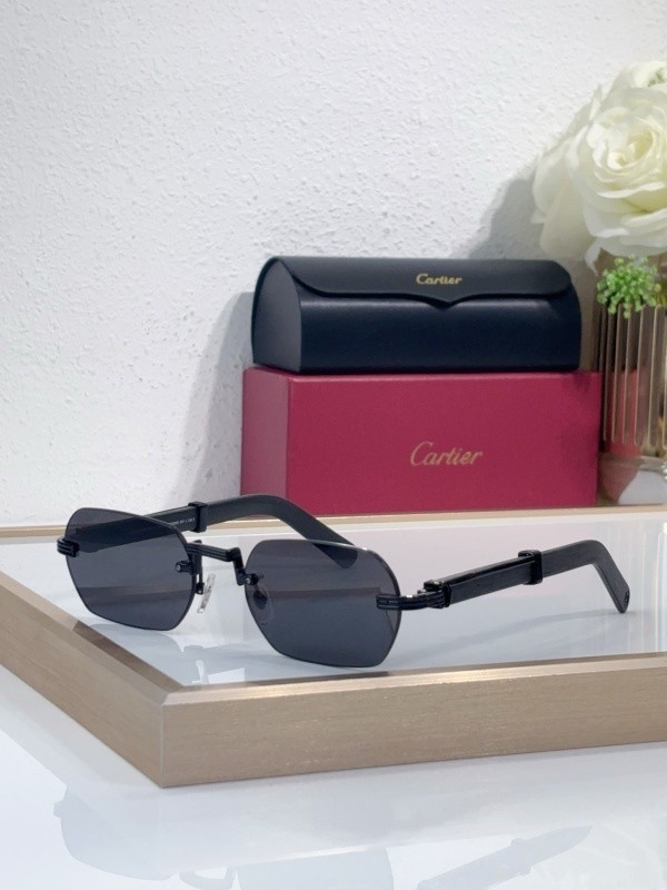 Cartier Sunglasses AAAA-8990