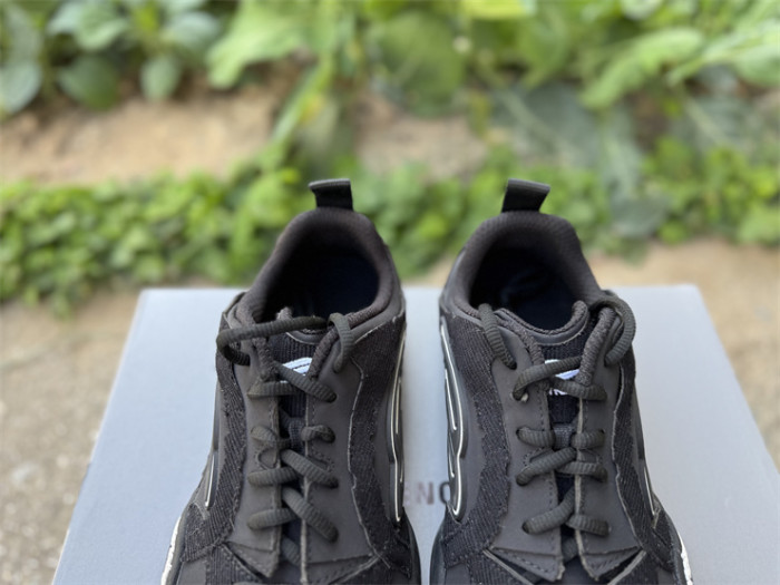 B 17FW Tripe-S High End Sneaker-681