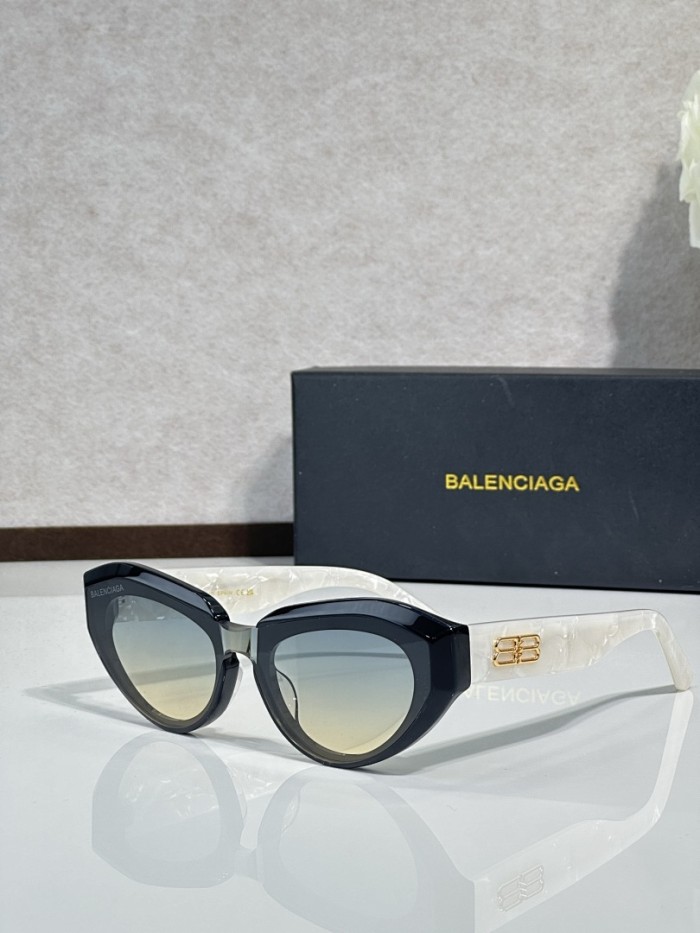 B Sunglasses AAAA-1422