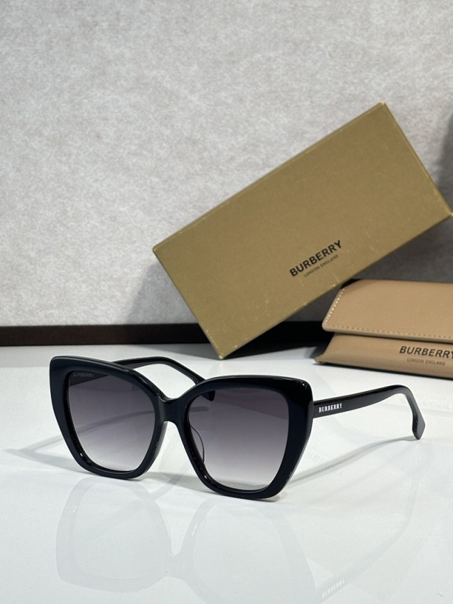Burberry Sunglasses AAAA-3425