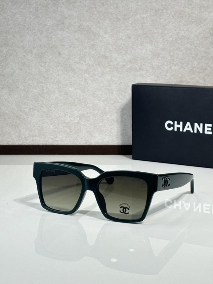 CHNL Sunglasses AAAA-6323