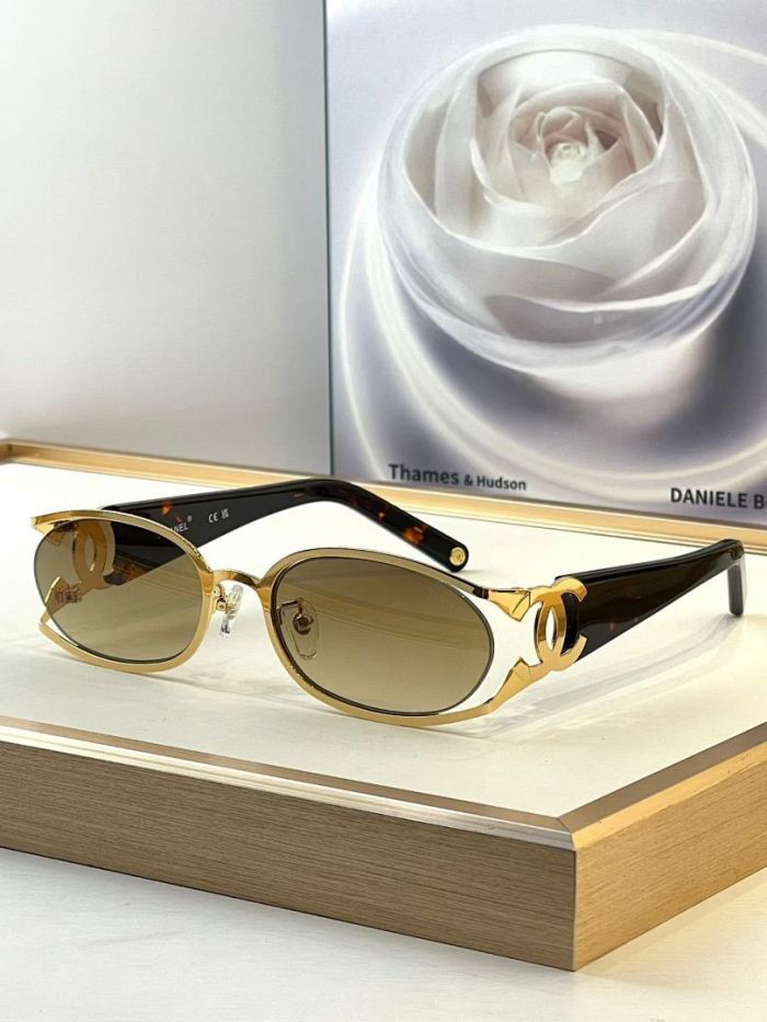 CHNL Sunglasses AAAA-6562