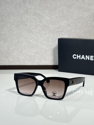 CHNL Sunglasses AAAA-6326
