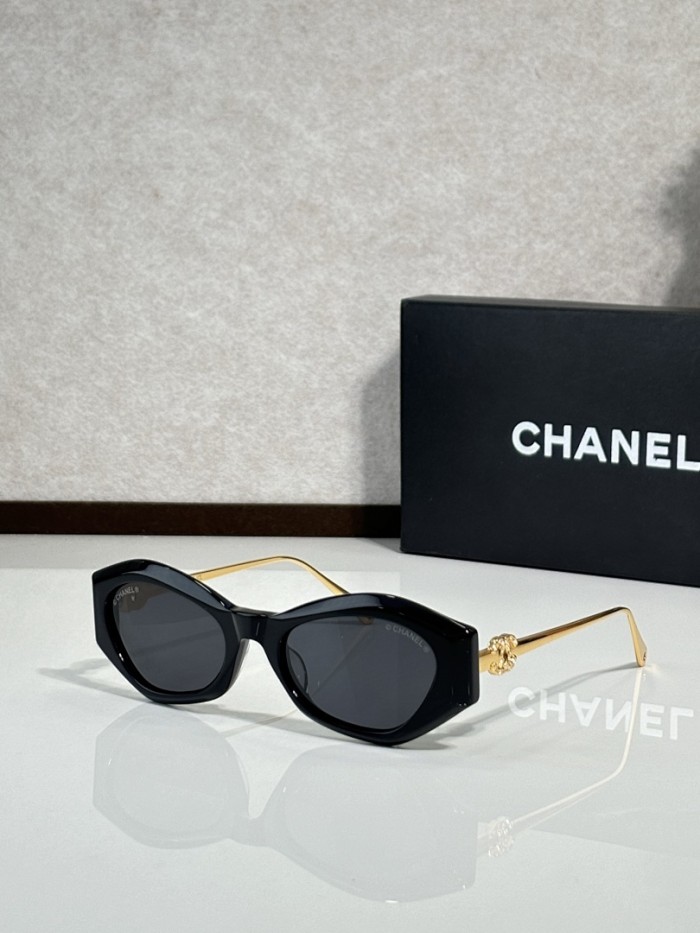CHNL Sunglasses AAAA-6309