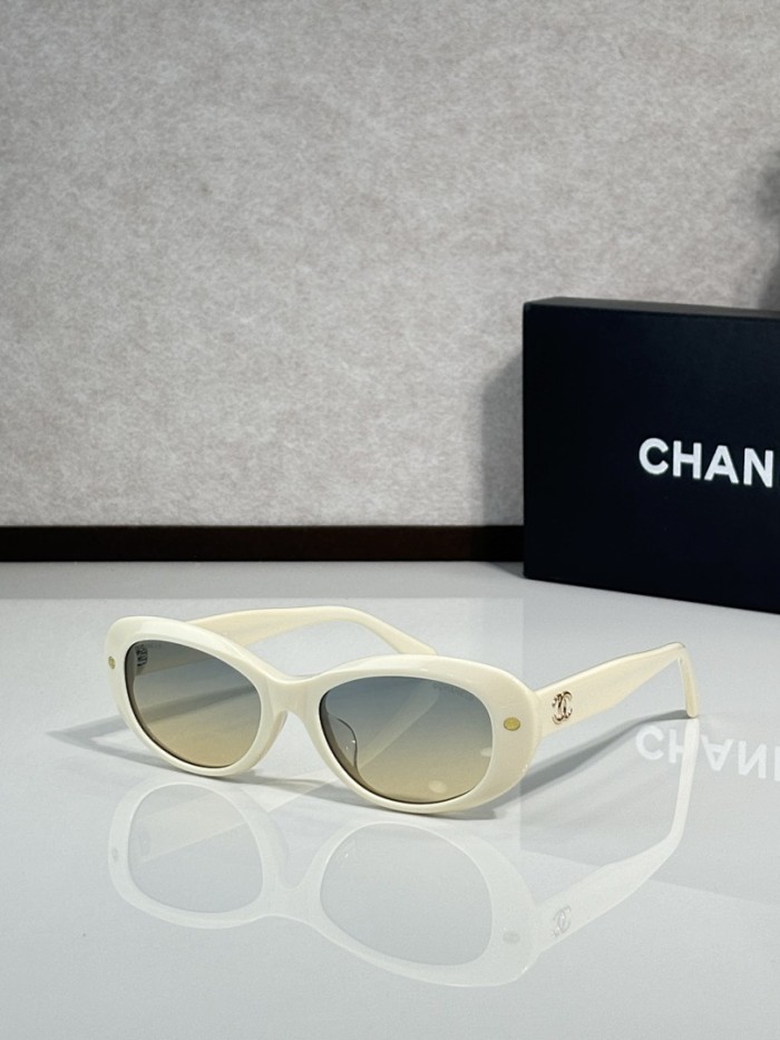 CHNL Sunglasses AAAA-6304