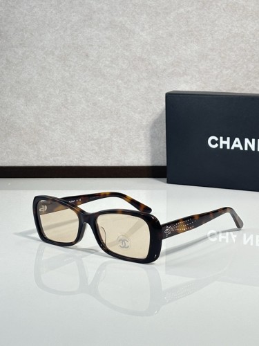 CHNL Sunglasses AAAA-6235