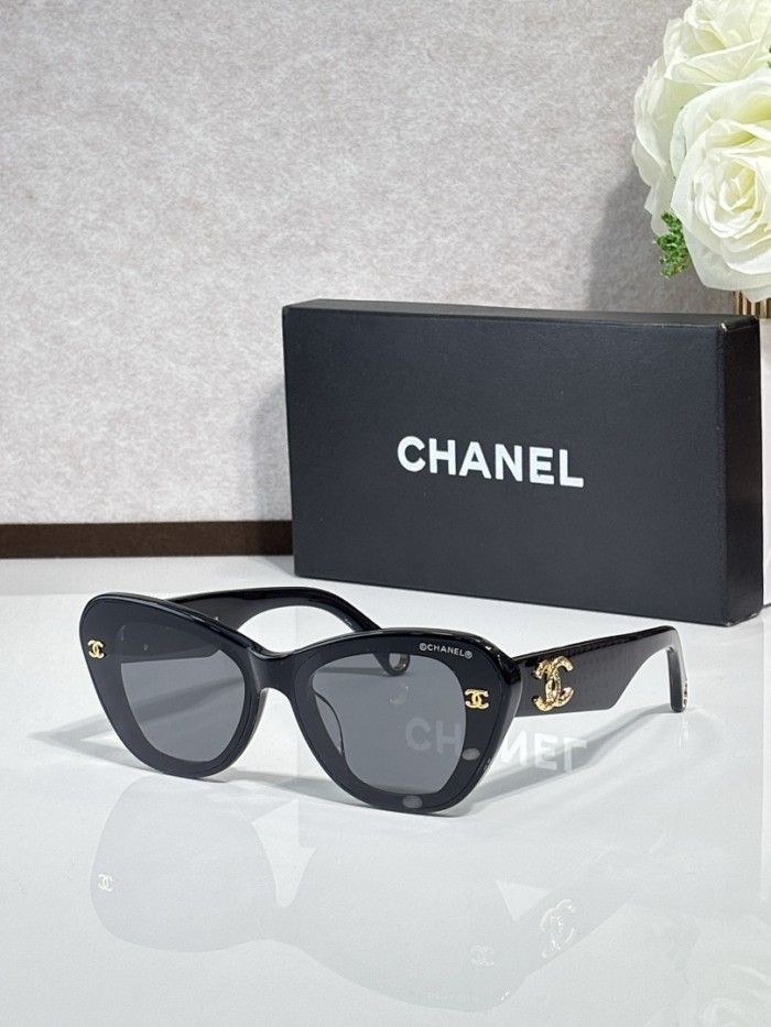 CHNL Sunglasses AAAA-6515