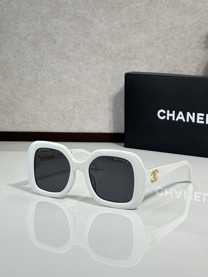 CHNL Sunglasses AAAA-6276
