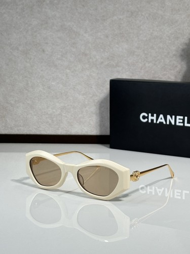 CHNL Sunglasses AAAA-6311