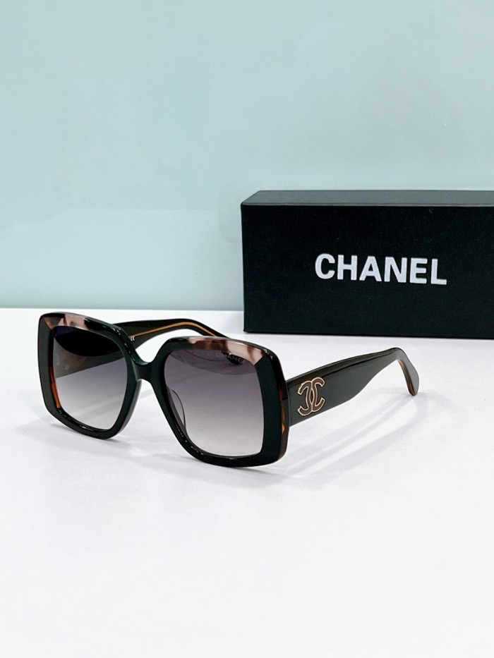 CHNL Sunglasses AAAA-6174