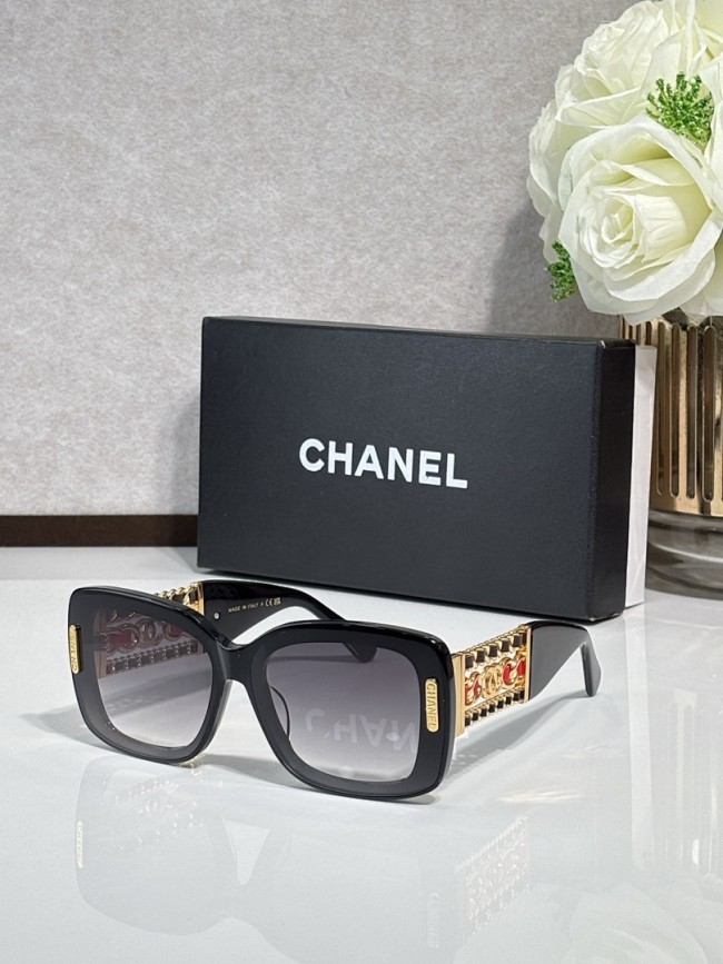 CHNL Sunglasses AAAA-6470