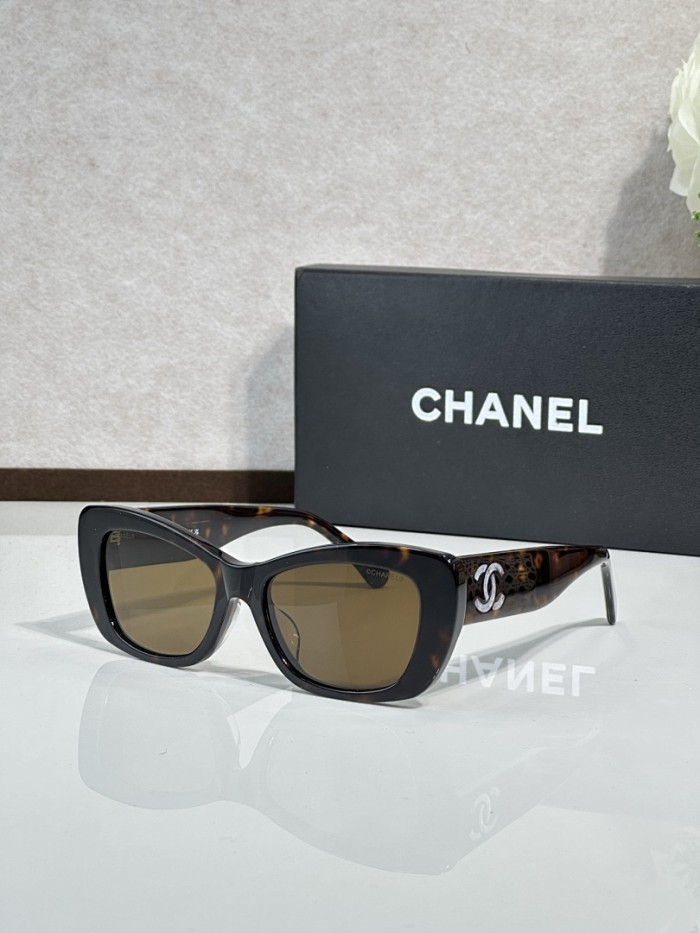 CHNL Sunglasses AAAA-6495