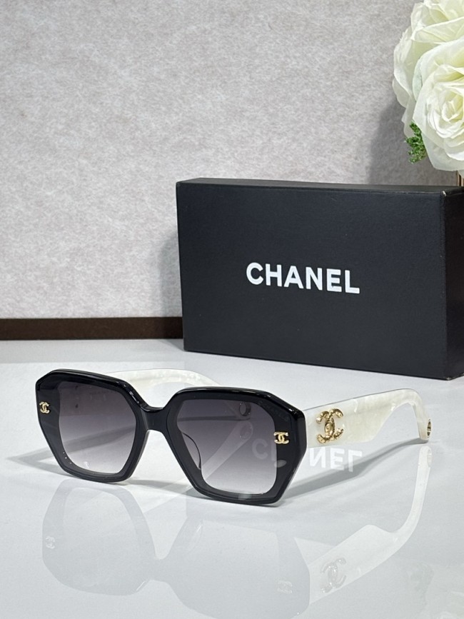CHNL Sunglasses AAAA-6522