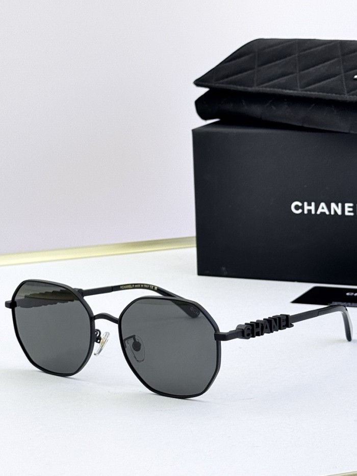 CHNL Sunglasses AAAA-6665