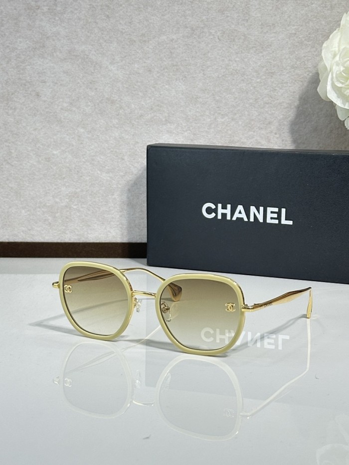 CHNL Sunglasses AAAA-6709