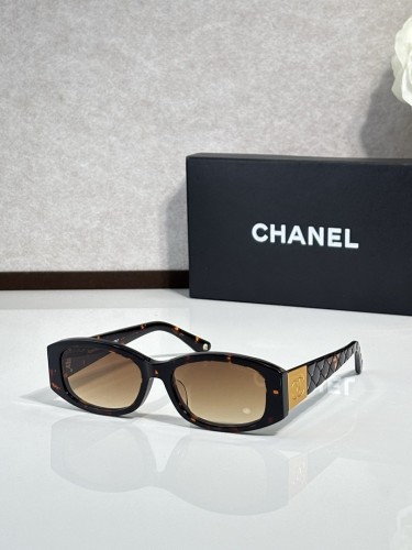 CHNL Sunglasses AAAA-6641