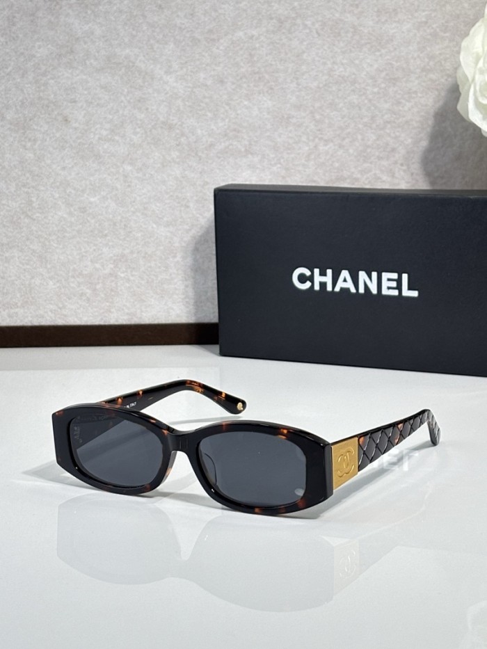 CHNL Sunglasses AAAA-6643