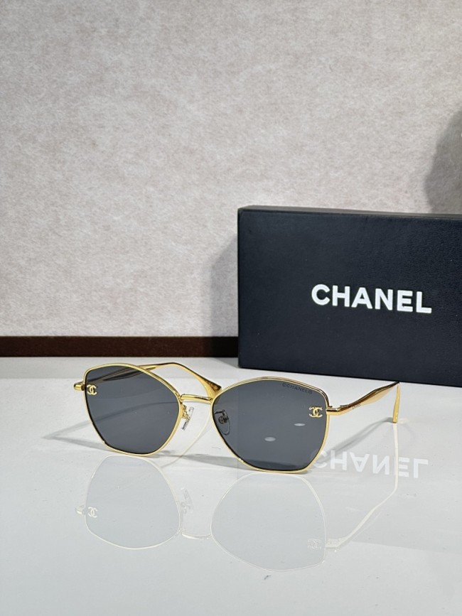CHNL Sunglasses AAAA-6701
