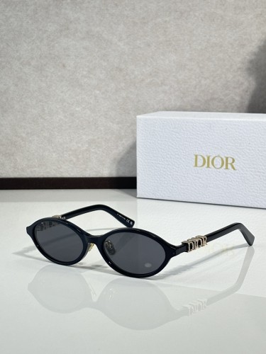 Dior Sunglasses AAAA-4413