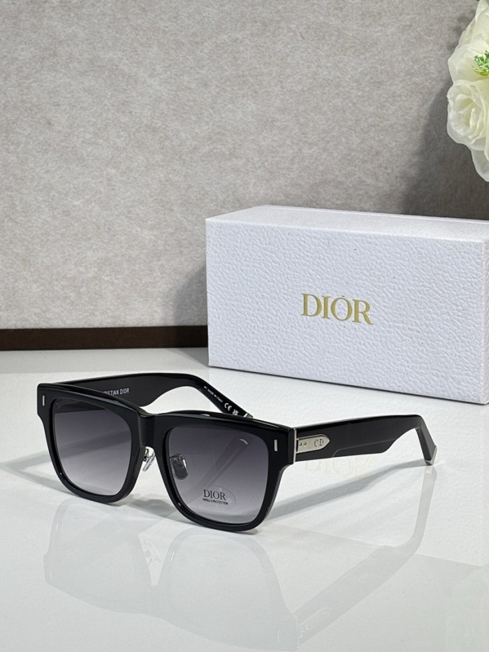 Dior Sunglasses AAAA-4486