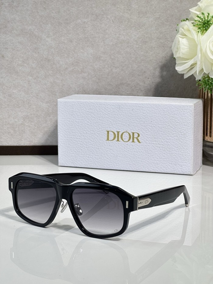 Dior Sunglasses AAAA-4571