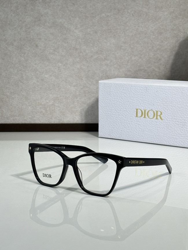 Dior Sunglasses AAAA-4327