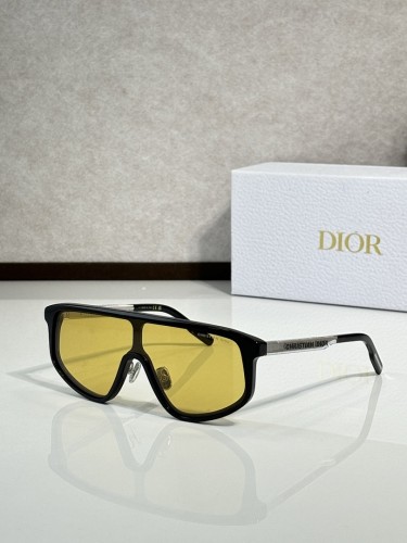 Dior Sunglasses AAAA-4344