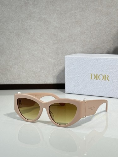 Dior Sunglasses AAAA-4430